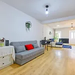 Big, Cozy, Flat Appartement