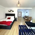 Big, Cozy, Flat Διαμέρισμα *